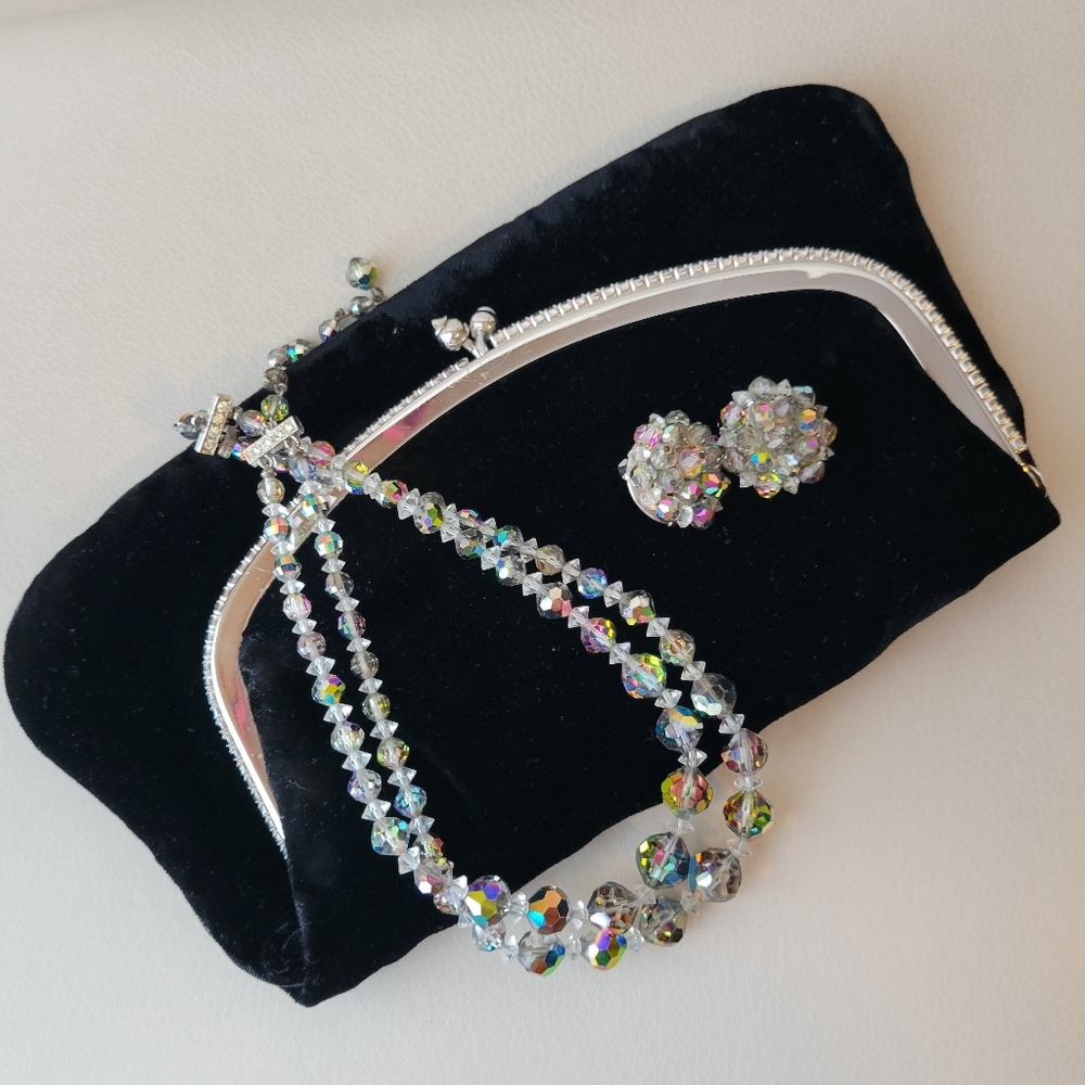 Mel-Ton Vintage Black Velvet Foldover Clutch Evening Bag Purse ~ 1950s-1960s (?)